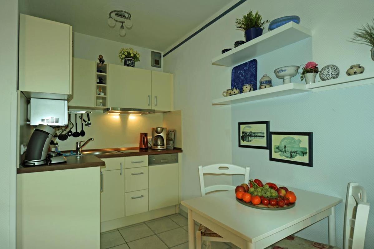 Studio 5 Im Eg Haus Stranddistel, Wunderschones Studio Fur 2 Personen In Zingst Esterno foto