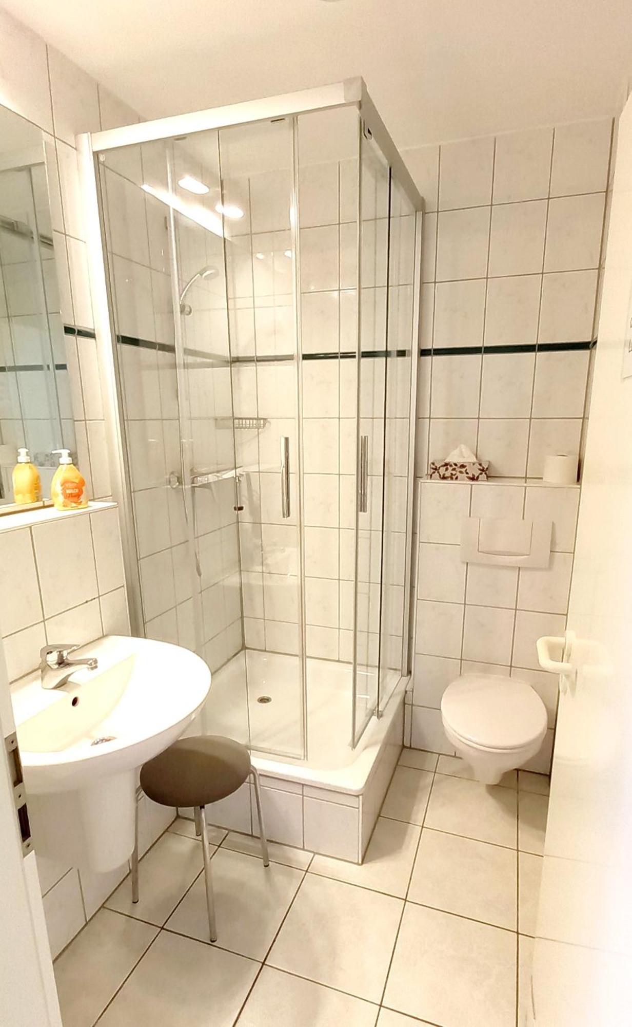 Studio 5 Im Eg Haus Stranddistel, Wunderschones Studio Fur 2 Personen In Zingst Esterno foto