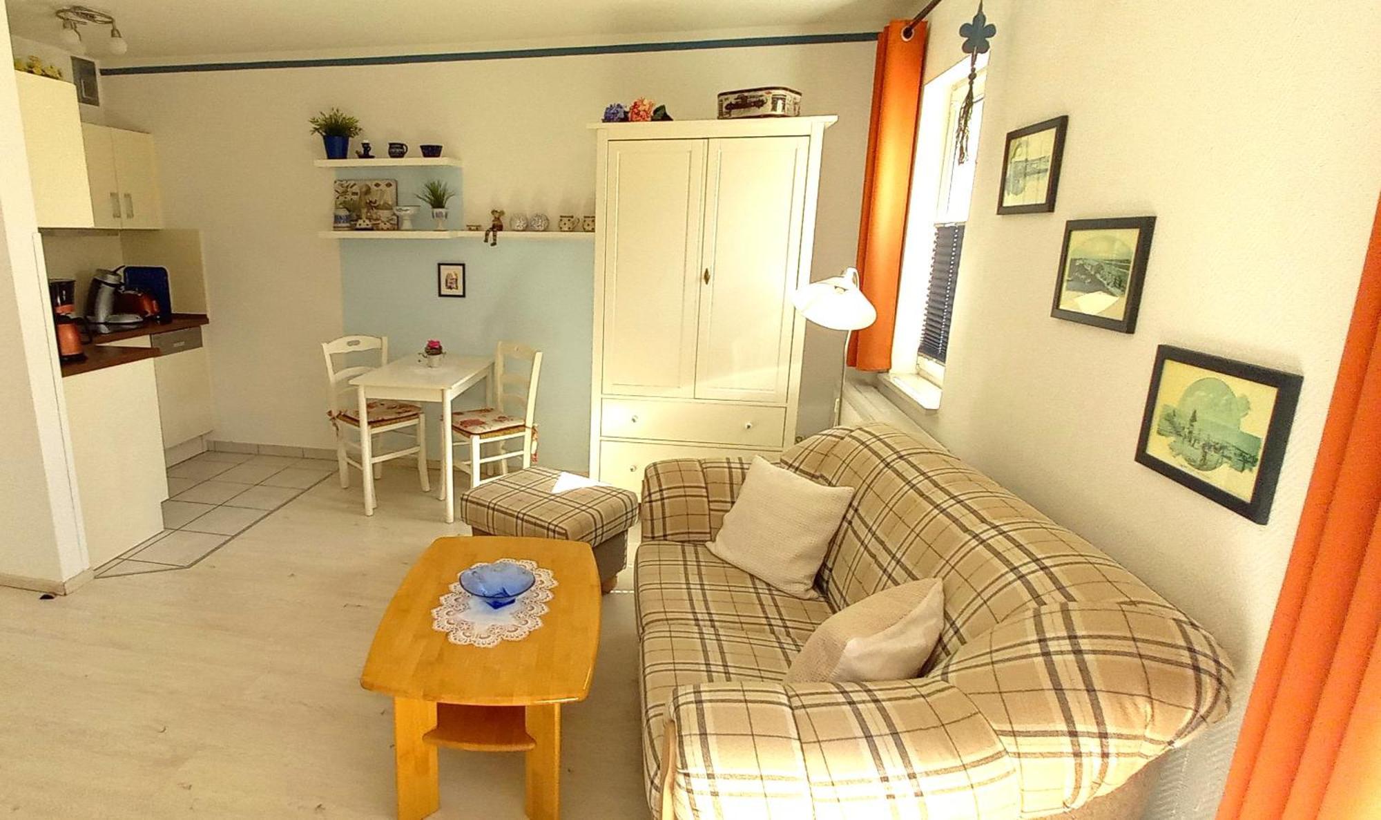 Studio 5 Im Eg Haus Stranddistel, Wunderschones Studio Fur 2 Personen In Zingst Esterno foto